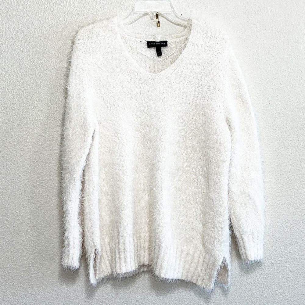 Lane Bryant Woman White Fuzzy Top Sweater Size 14/16